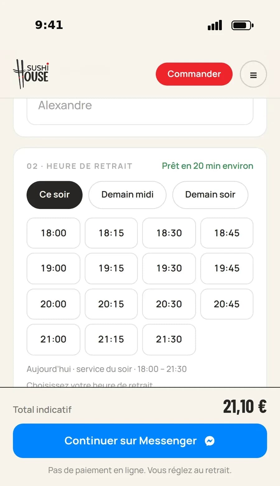 La même étape sur téléphone : le récapitulatif replié en barre collante avec le total